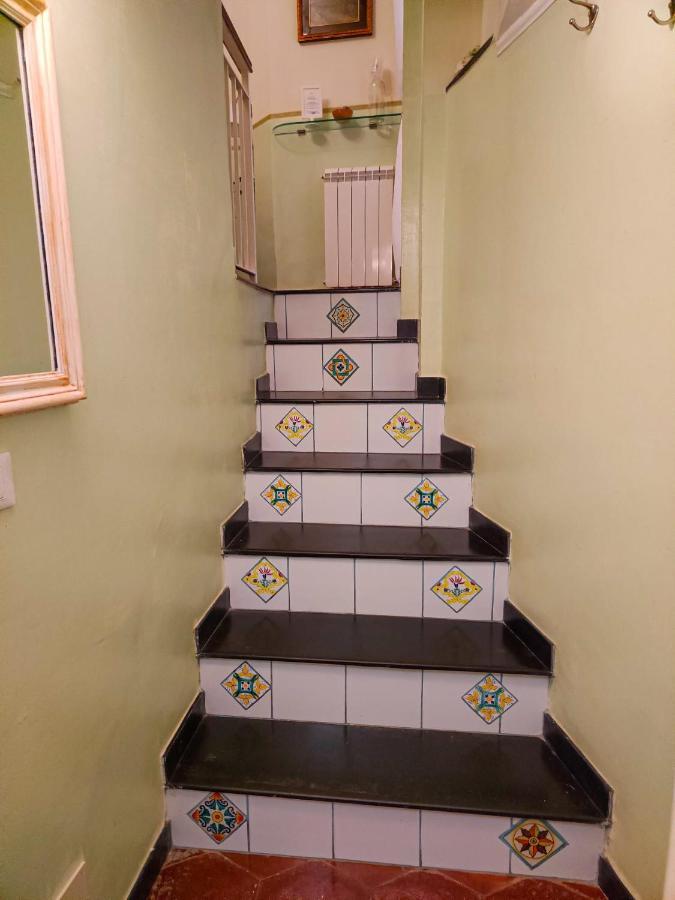 Nari Bed&Breakfast Gaeta Dış mekan fotoğraf